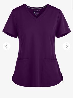 healing hands V‑Neck Scrub Top in Deep Plum